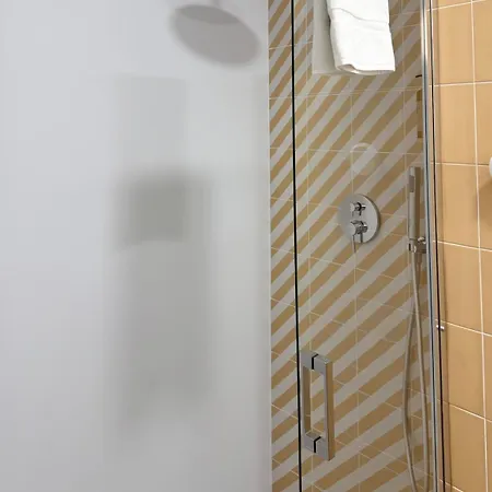 Apartament Exclusive Beachfront Walencja